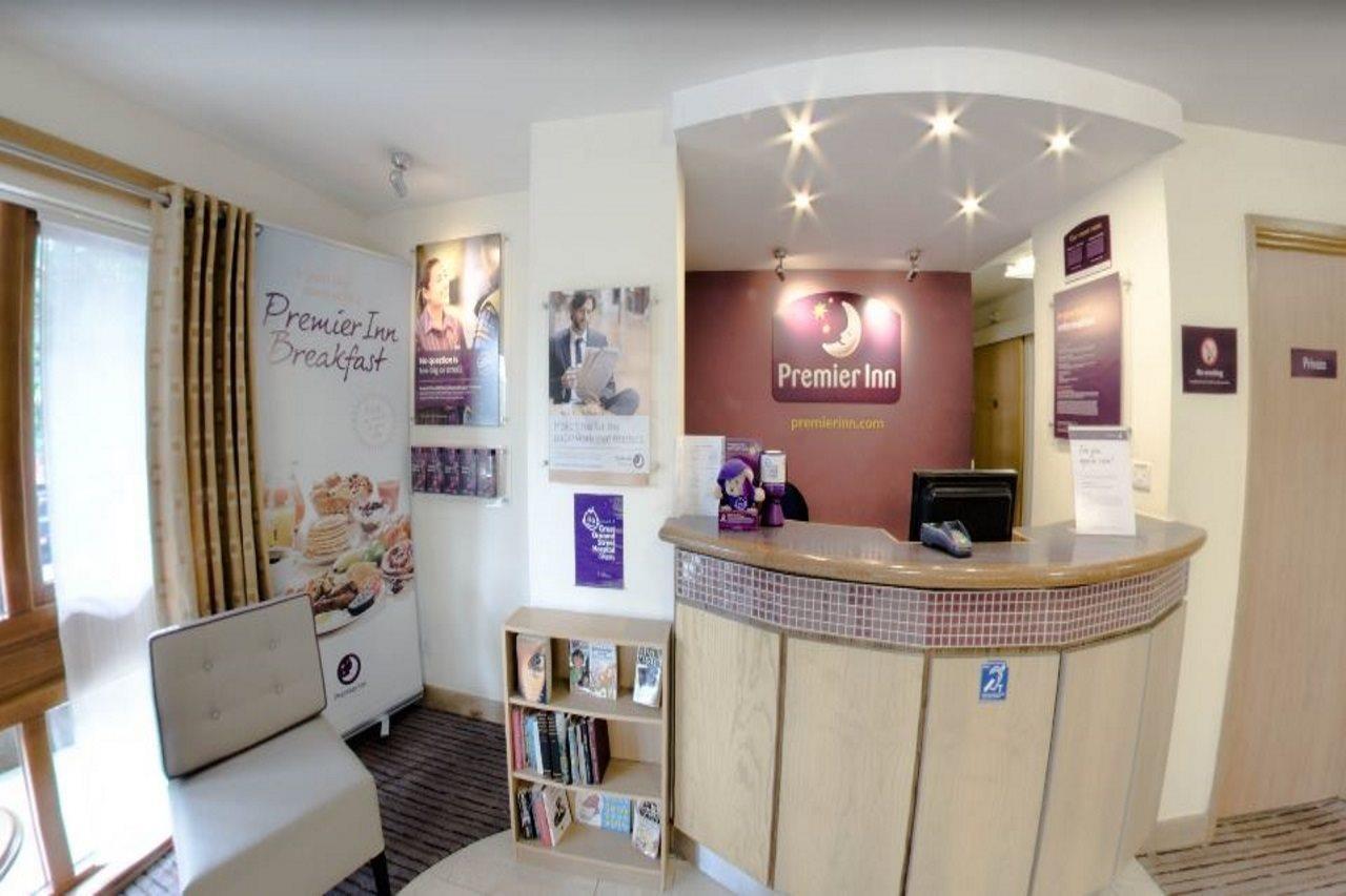 Premier Inn Portsmouth Horndean Zewnętrze zdjęcie